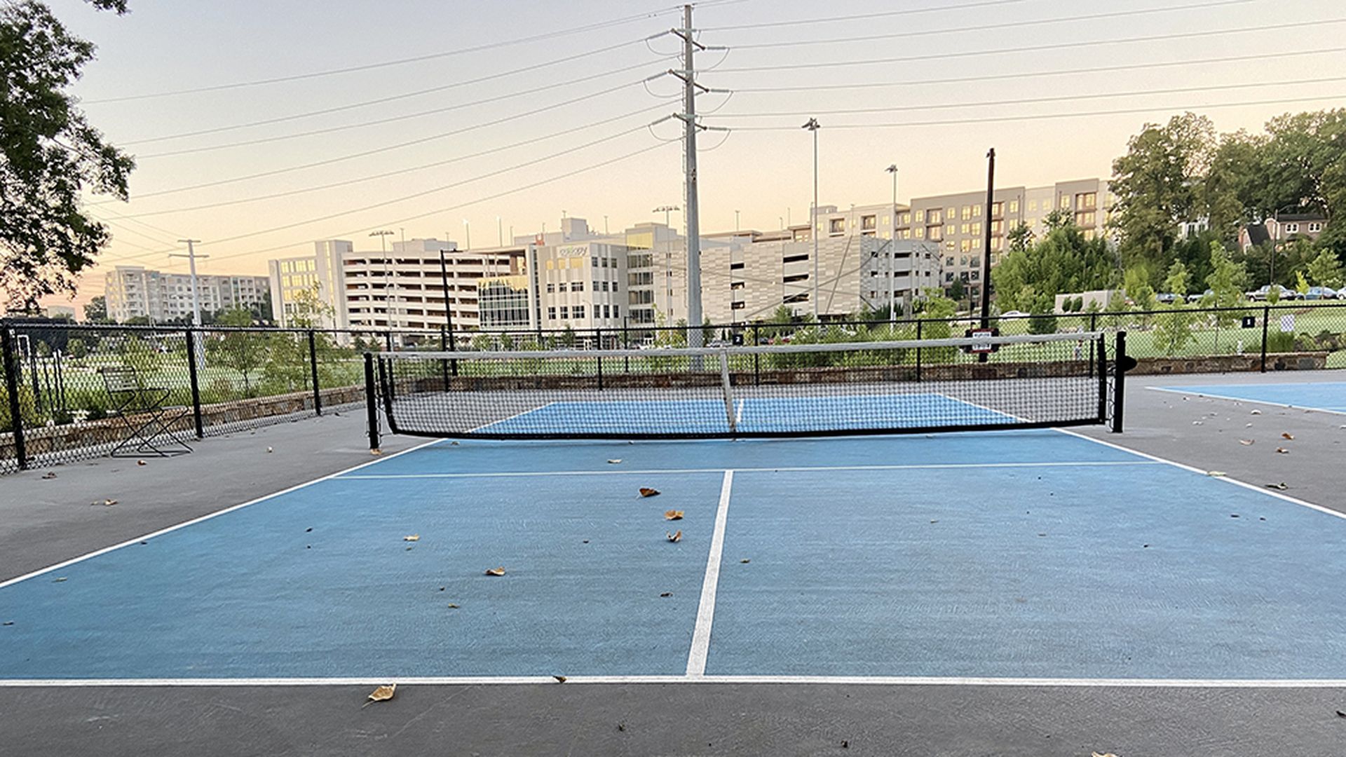 Pearl Street Park opened in 2021 with pickleball and basketball courts. Photo: Ashley Mahoney/Axios