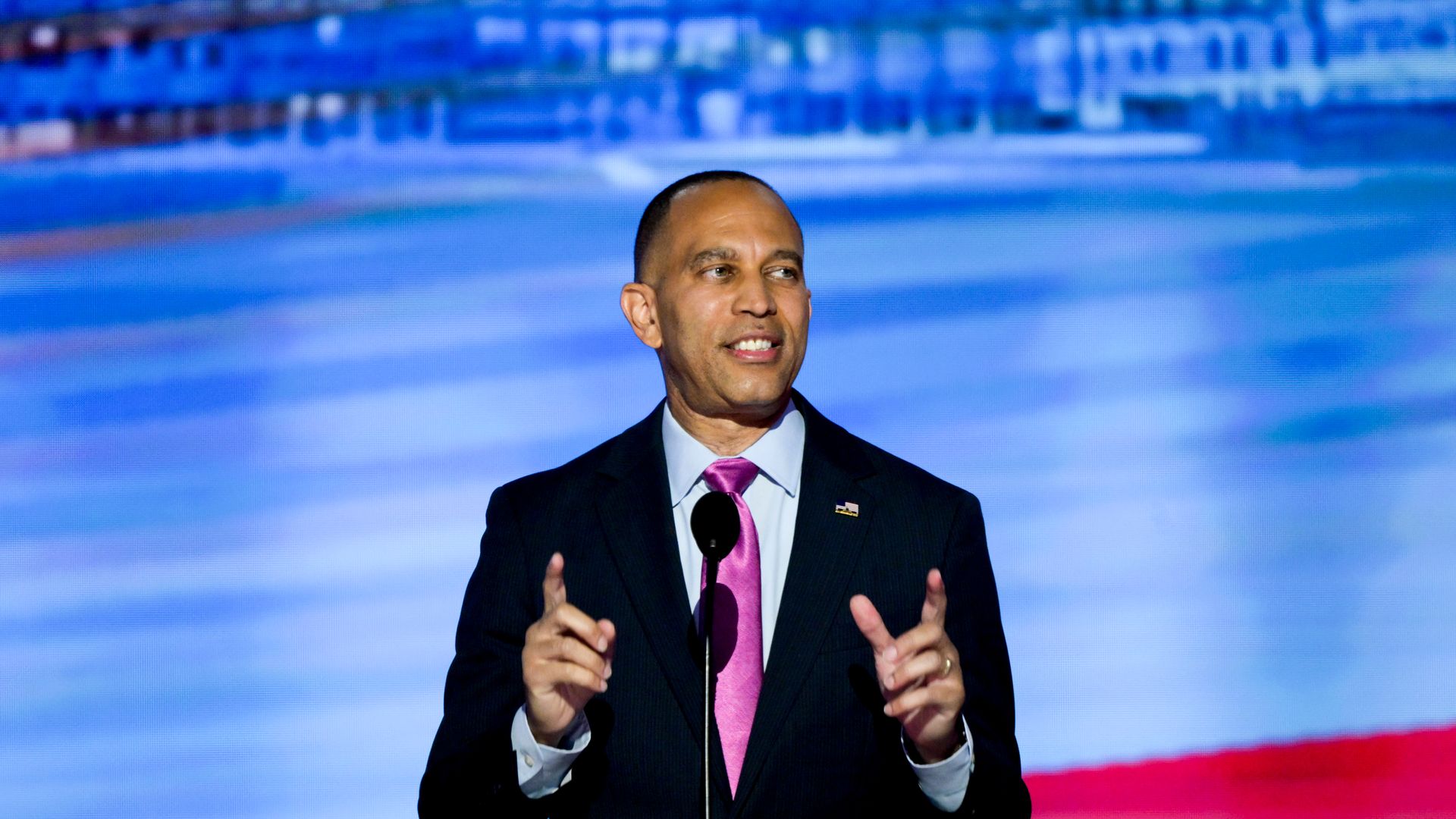 Jeffries likens Trump to an "old boyfriend"