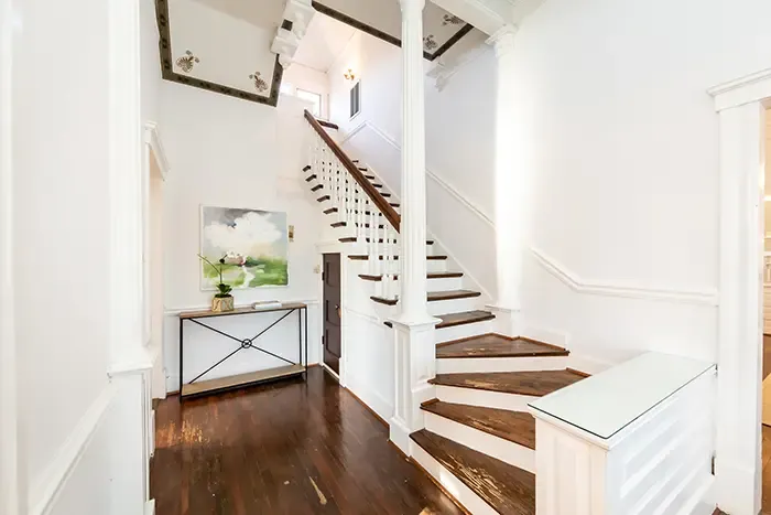 801 Sunnyside Ave entry