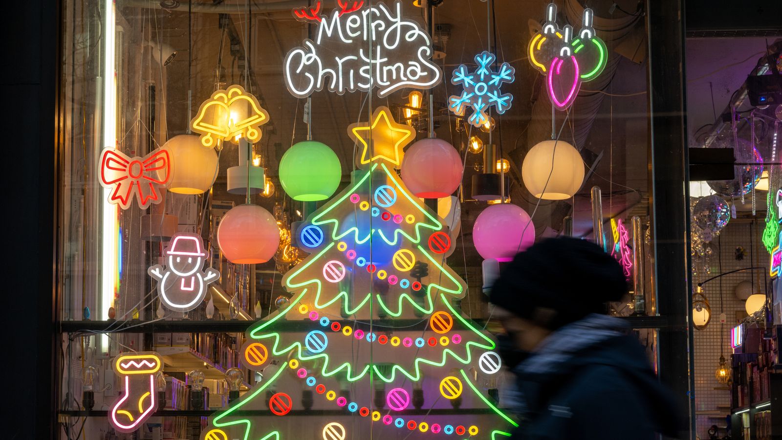 Christmas Eve hours When Walmart, Target, Costco and CVS are open