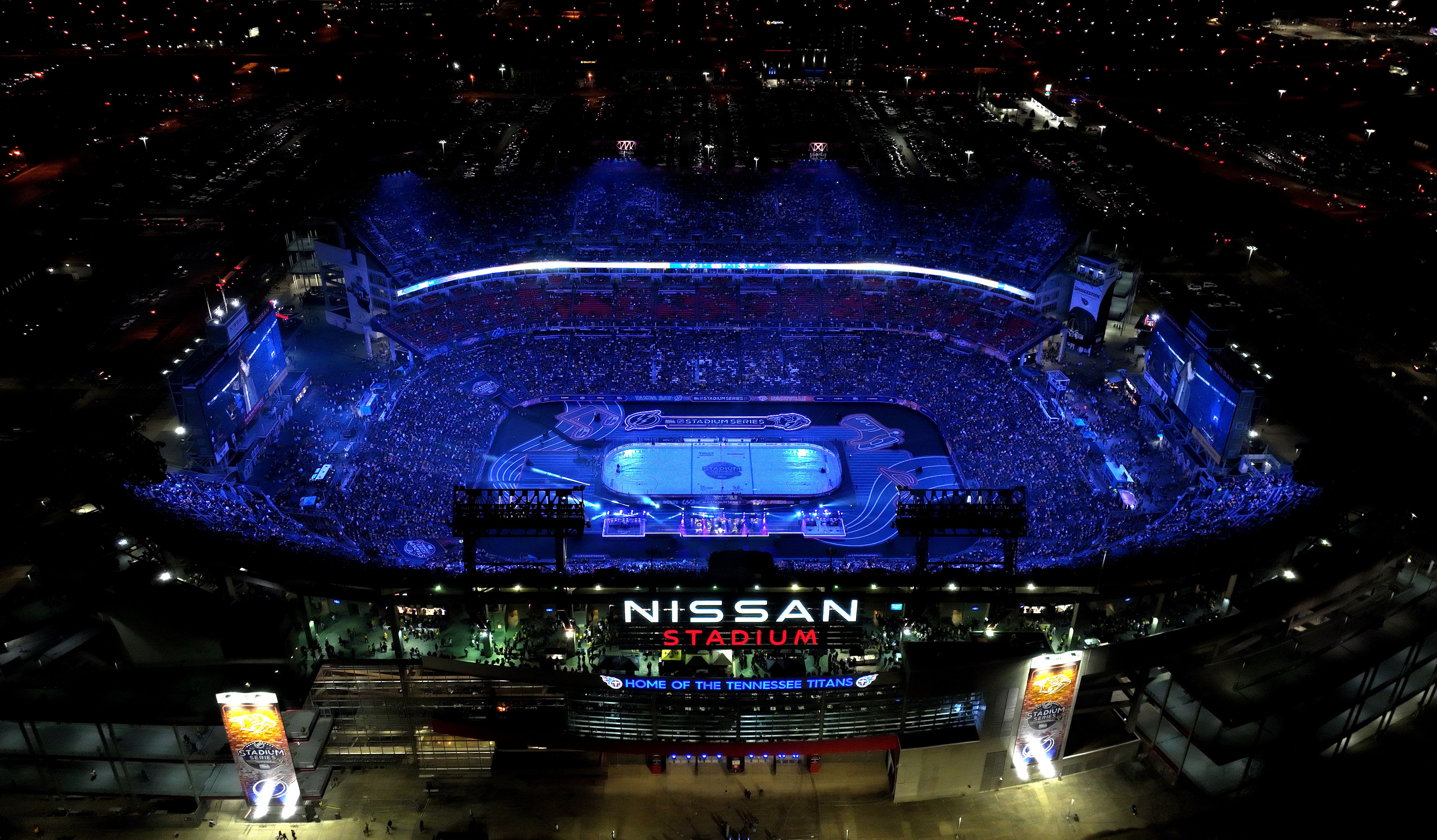 Outdoor hockey game