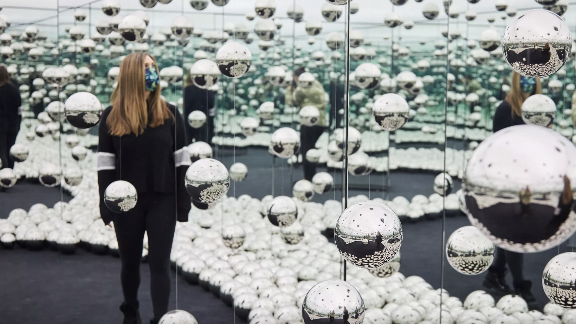 Yayoi Kusama's "Infinity Mirror Room" in Chicago. Photo courtesy of WNDR Museum