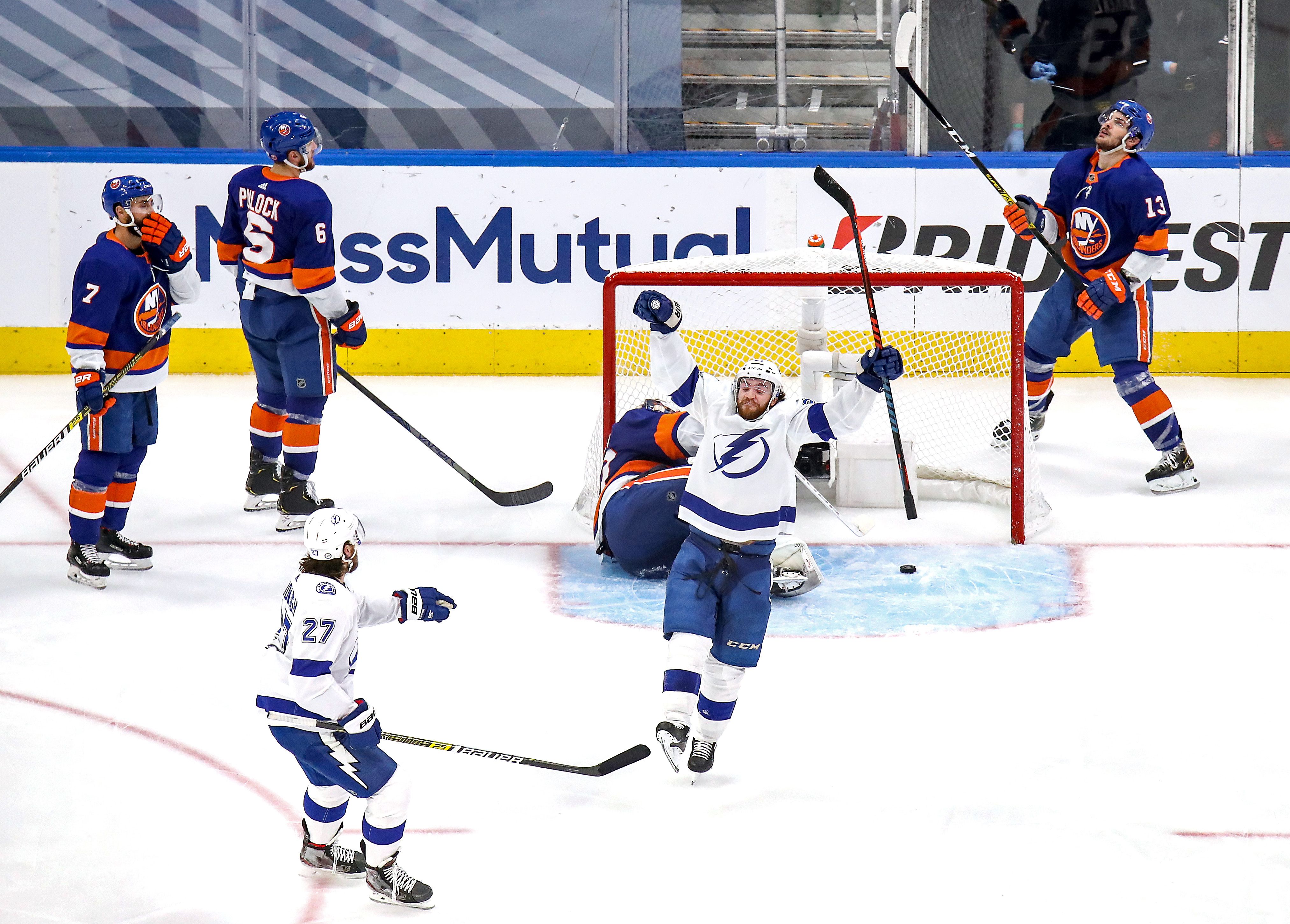 Lightning players celebrate