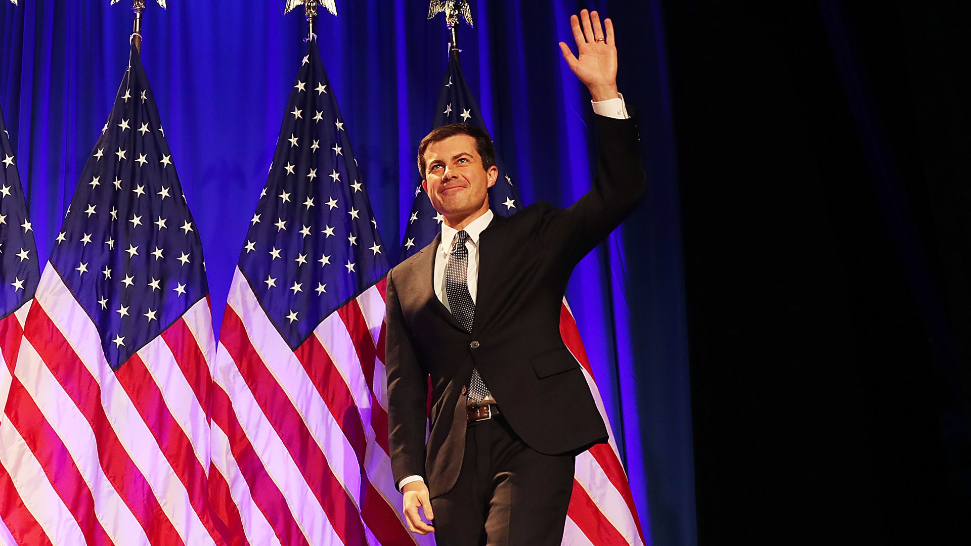 Democratic presidential candidate Pete Buttigieg arrives on stage at a Veterans Day address at the Rochester Opera House on November 11, 2019 in Rochester, New Hampshire.