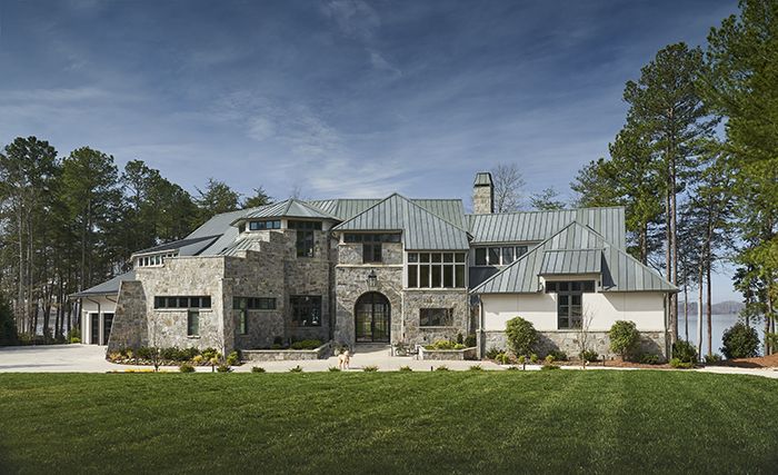 2020 Finalist- Lakefront Living exterior