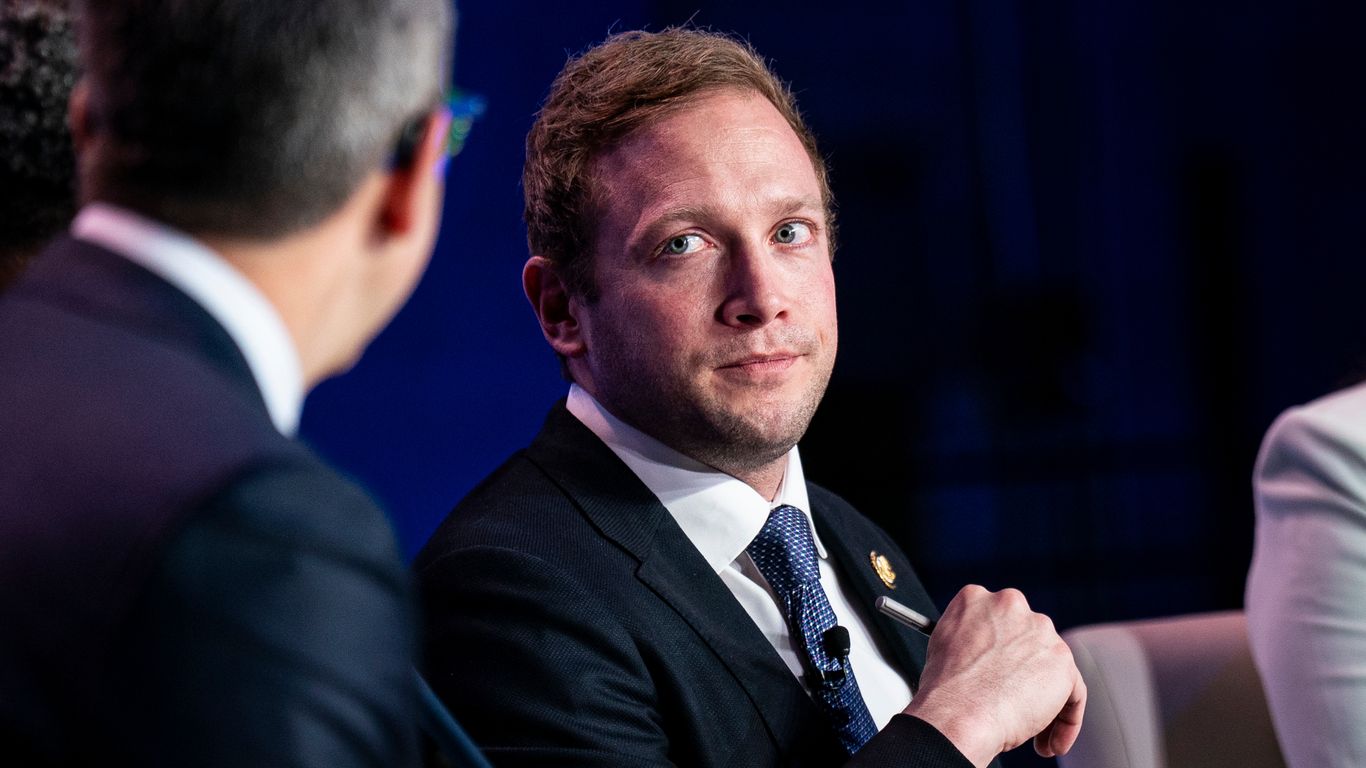 Max Miller doubles down on staying in Ohio House race