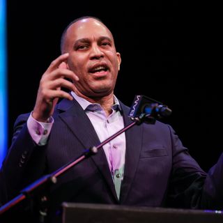 "It's going to be a tough vote": Democrats struggle over whether to fund DHS, ICE