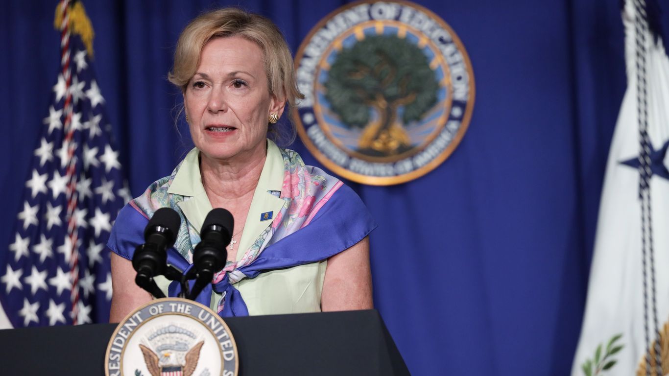 Birx: U.S. has entered new phase of coronavirus pandemic
