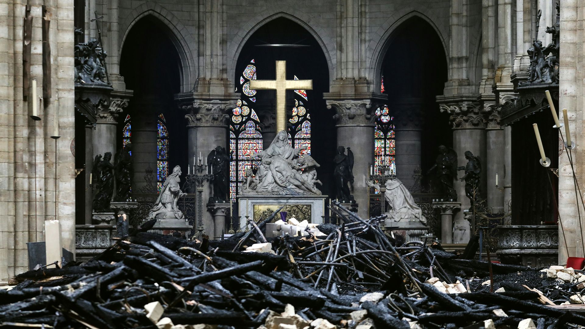 Photo inside Notre Dame