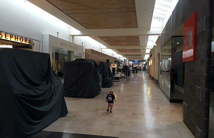 toddler-in-southpark-mall