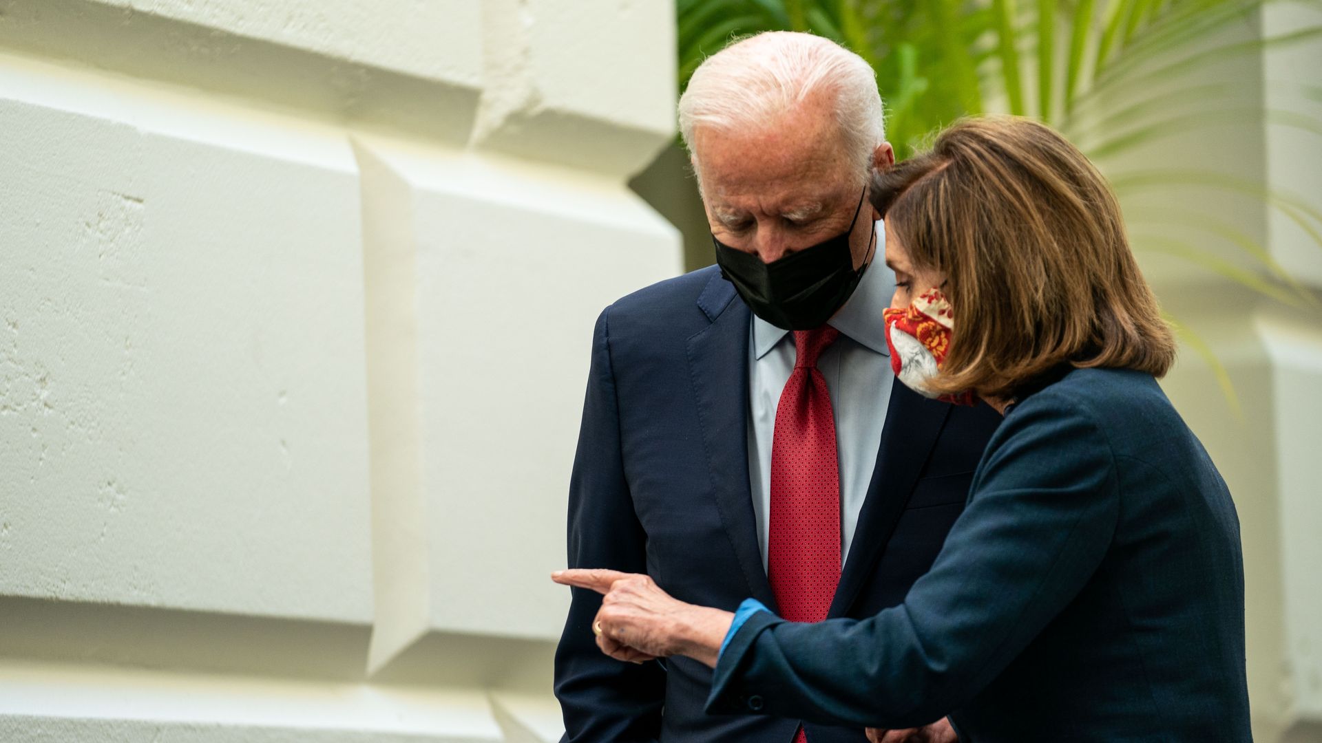 Picture of Joe Biden and Nancy Pelosi