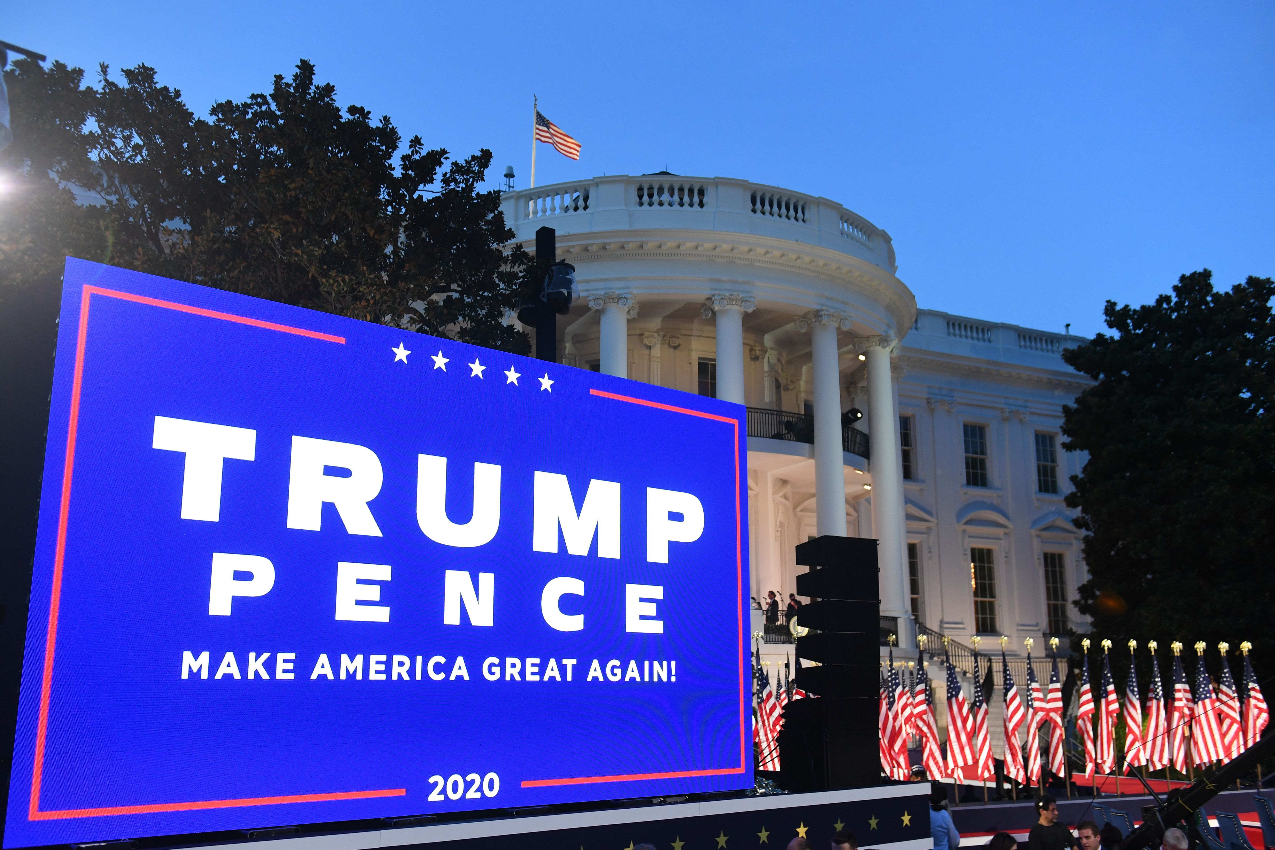 Trump's campaign logo outside the White House.