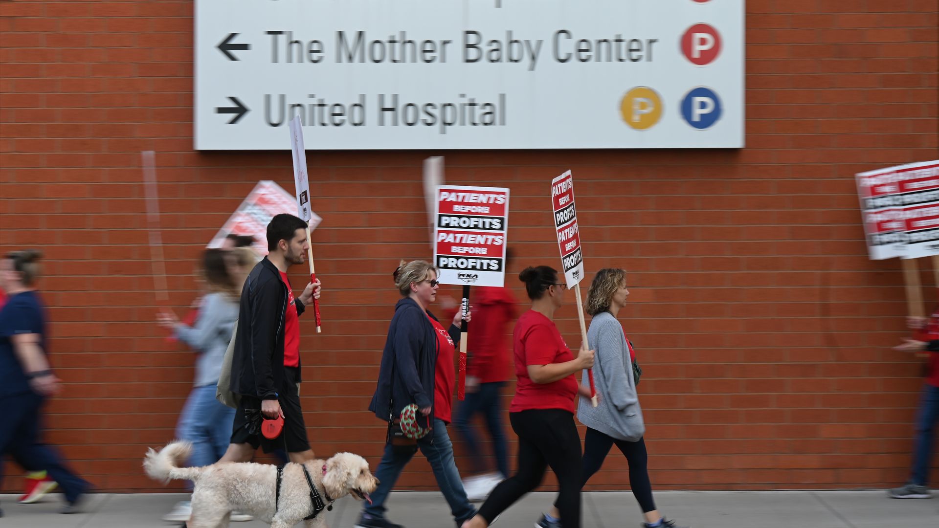 nurses on strike