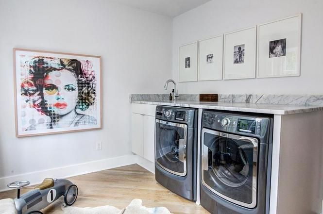 216 Cottage Pl laundry