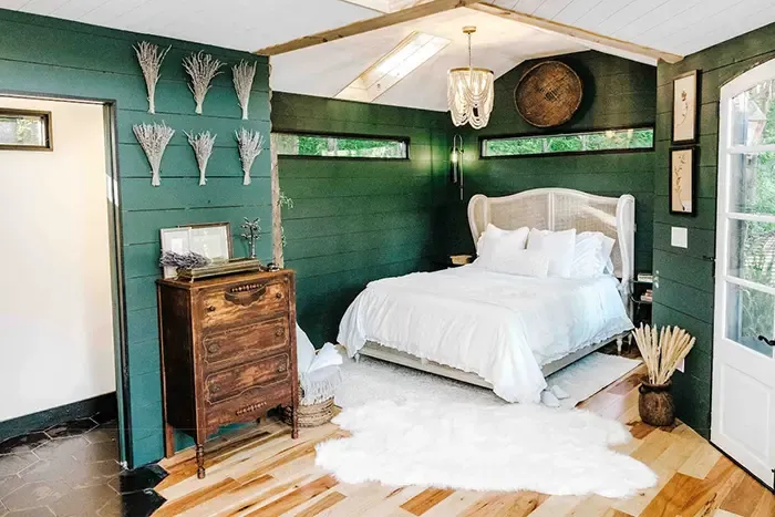 The Carolina Treehouse bed