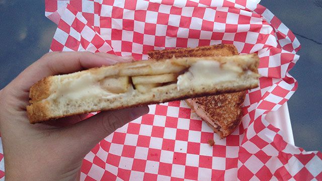 Johnny-Apple-Seed-Grilled-Cheese