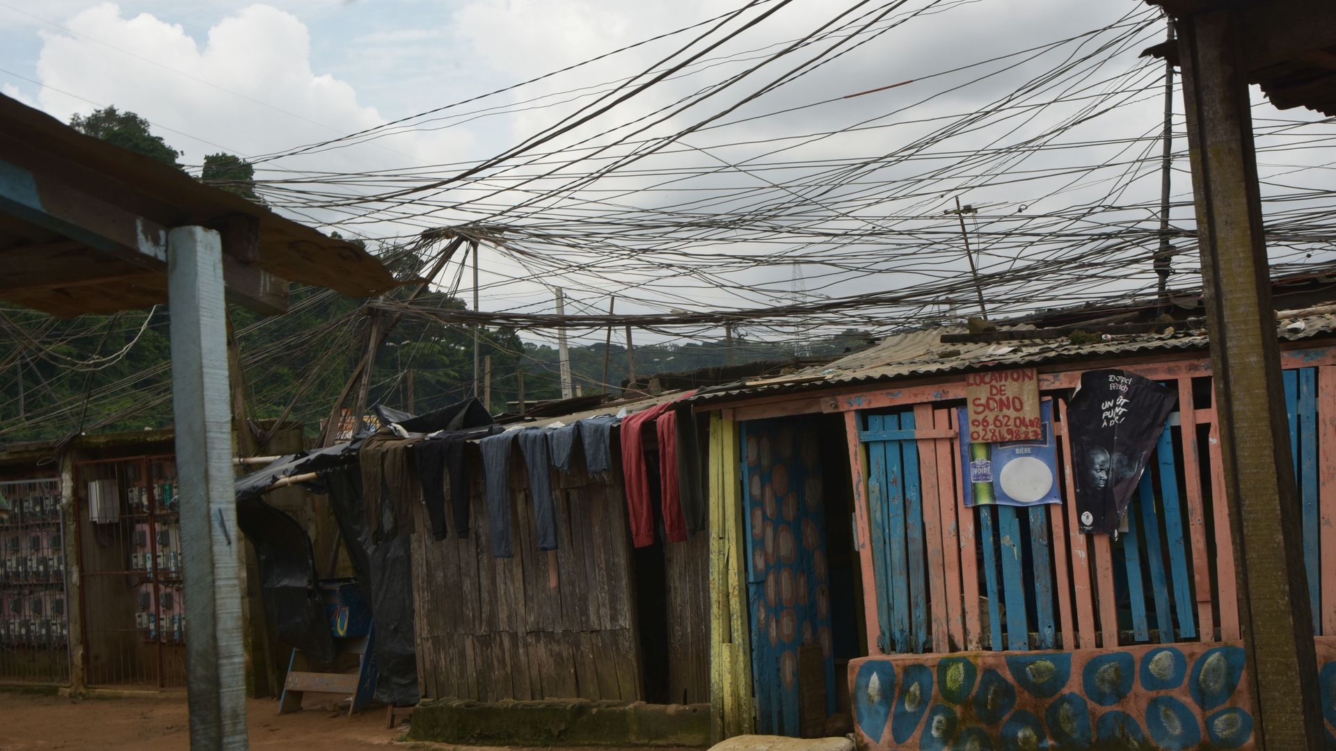 electric wiring draped over homes