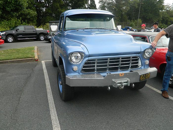 classic-blue-truck