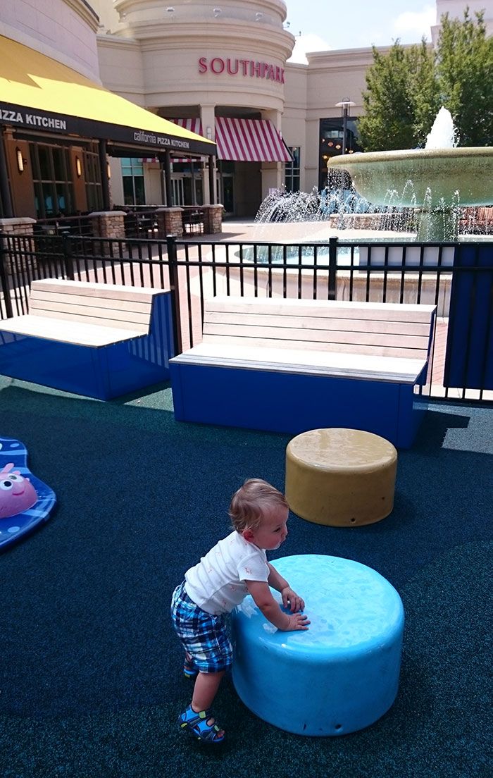 SouthPark-playground-and-fountain