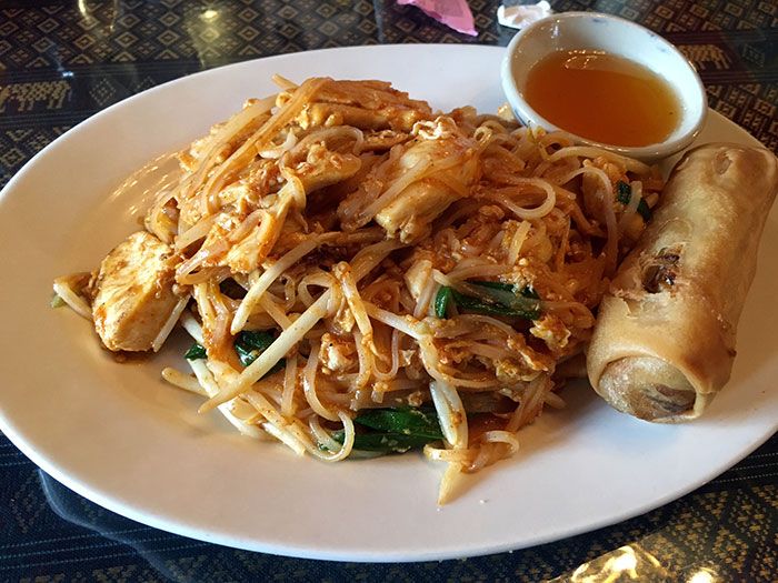 Pad-Thai-at-thai-taste-charlotte
