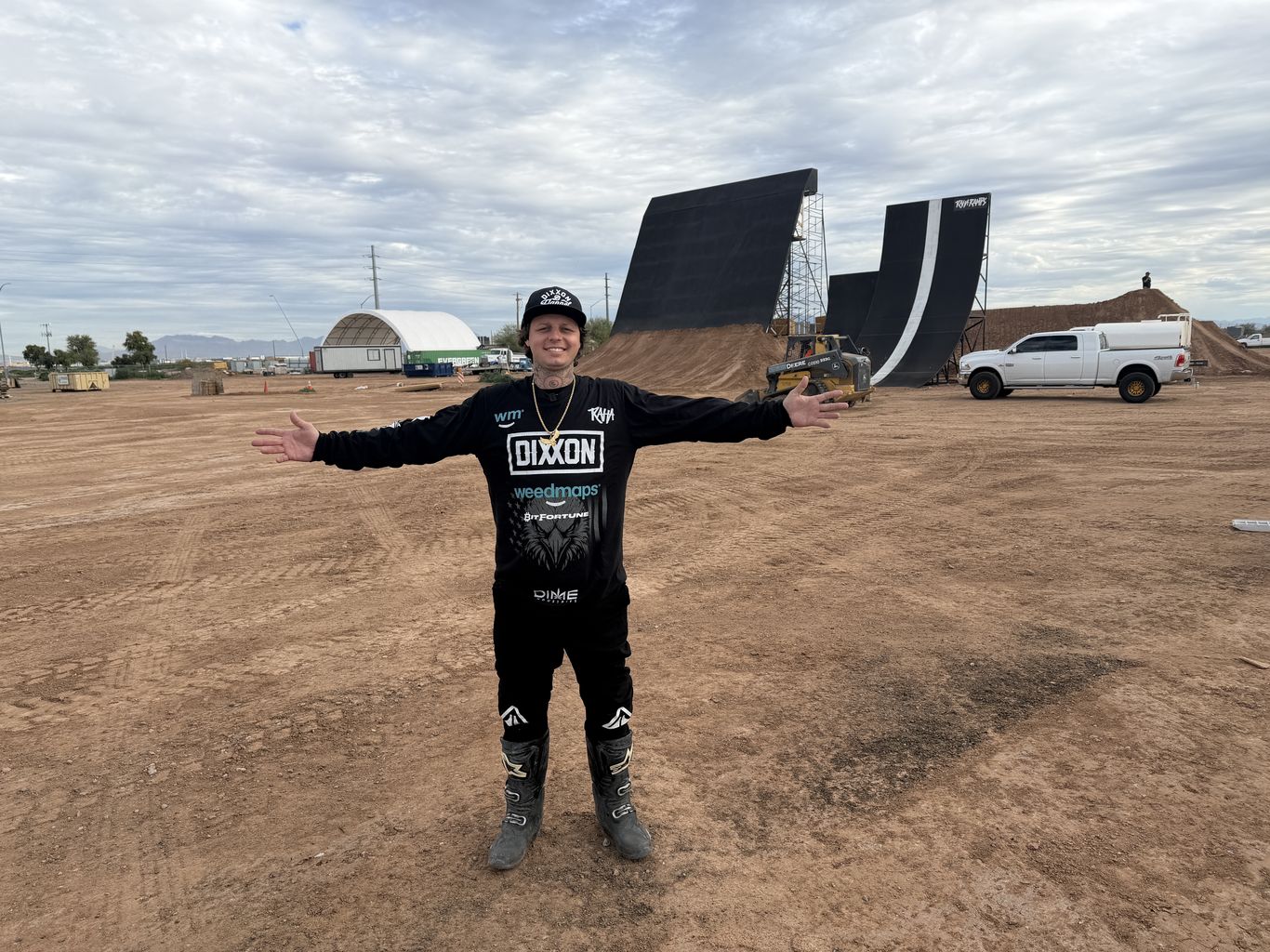 Extreme sports stars aim for world records at Mesa's Revel Surf