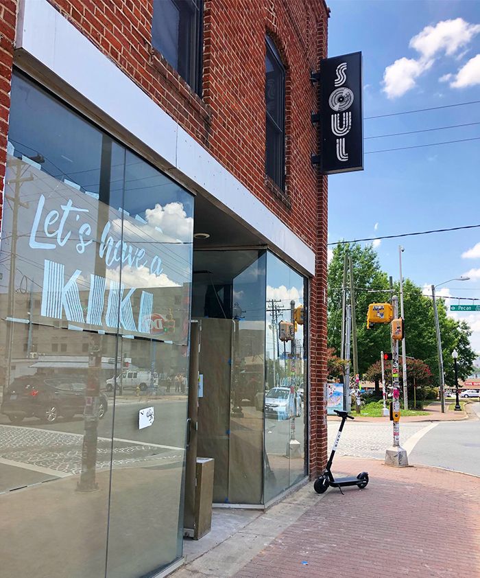 location of kiki plaza midwood