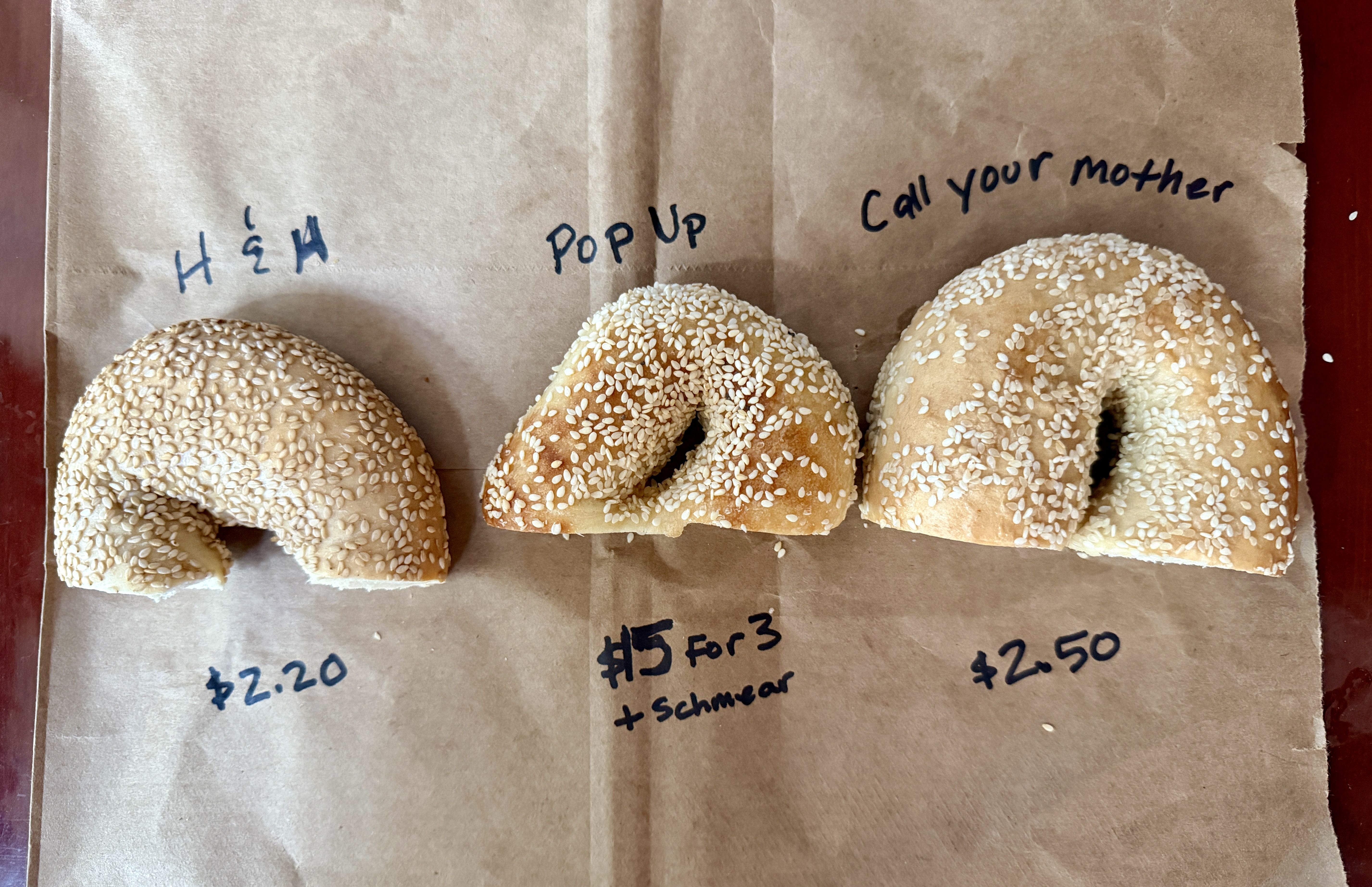 Chicagoans bristle at the arrival of big bagel