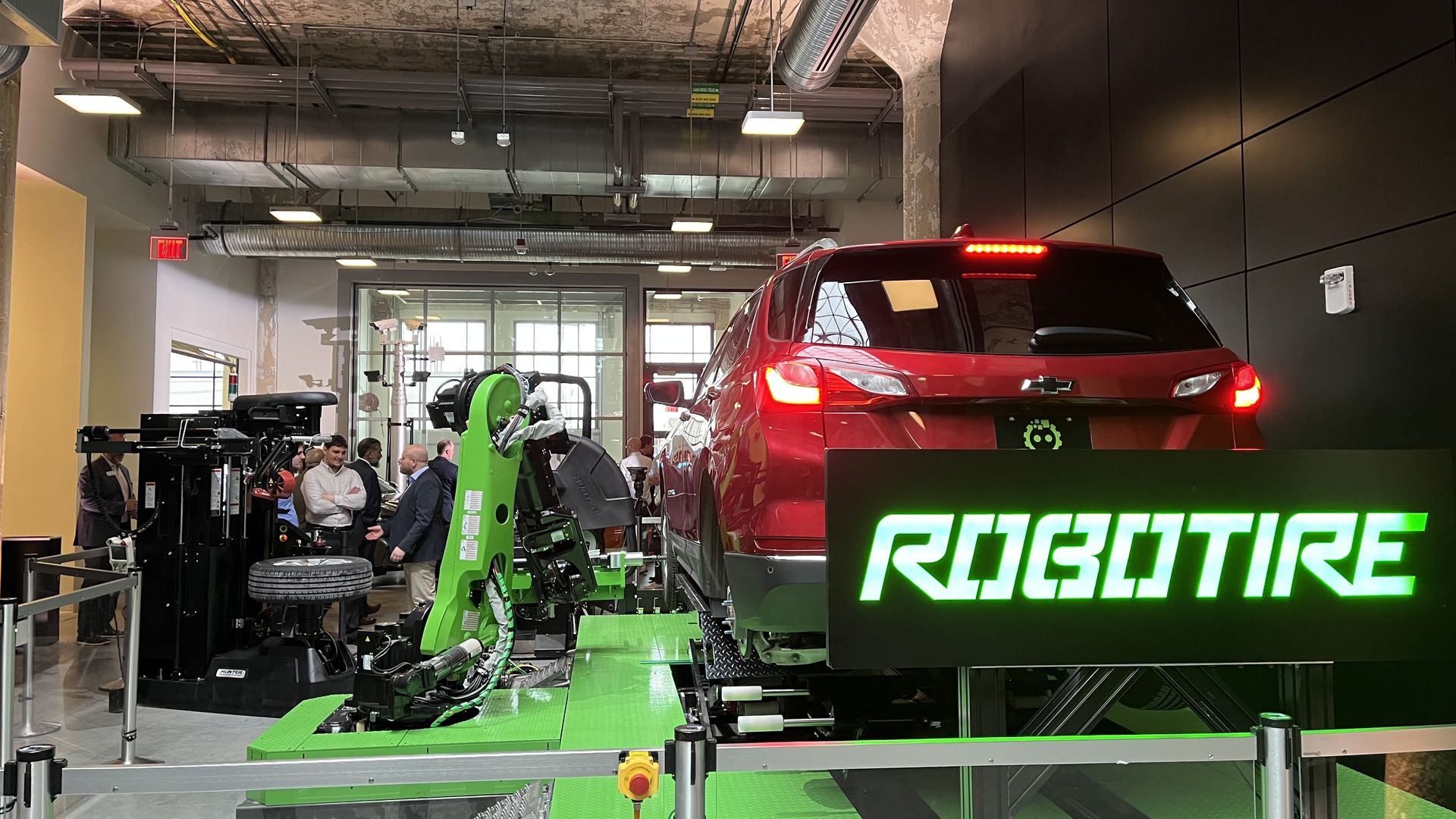 A RoboTire bay demonstrates the company's tire-changing technology