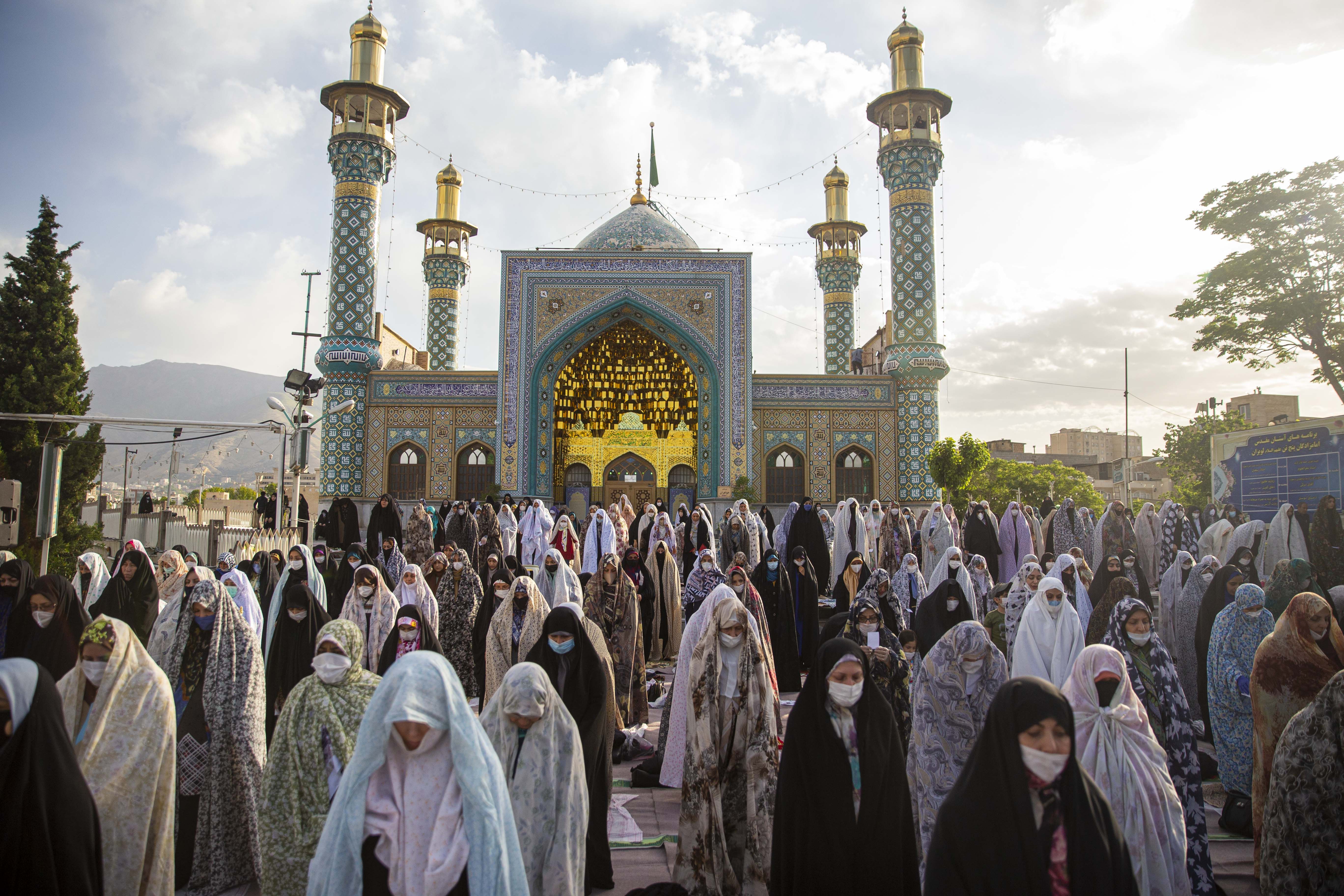 Iranian worshippers