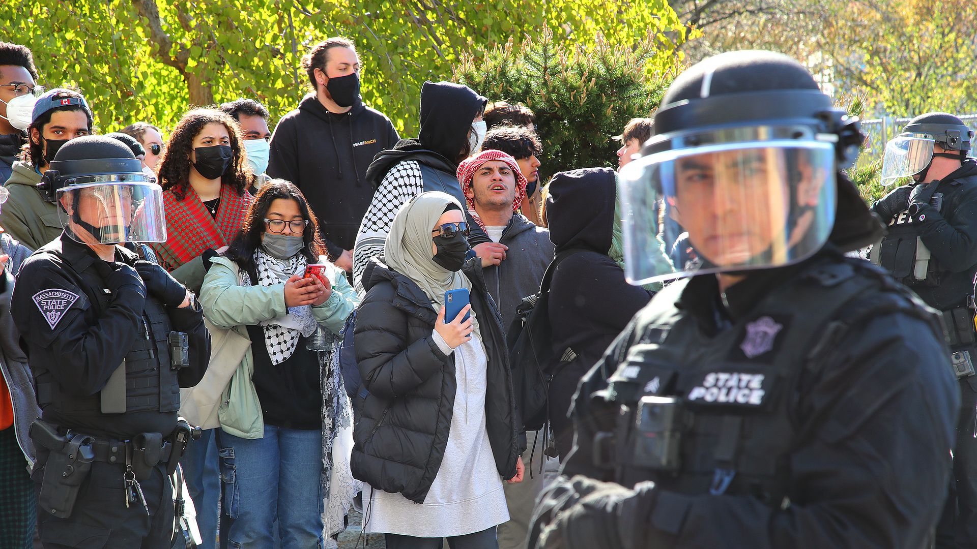 police watcha protest