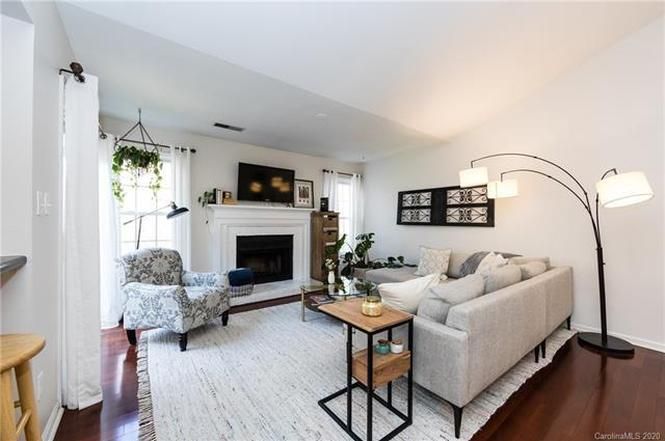 3302 Selwyn Farms Lane #10 living room