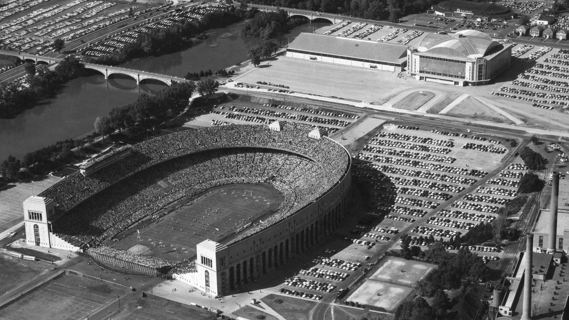 A black and white aerial view of Ohio Stadium in the 1950s