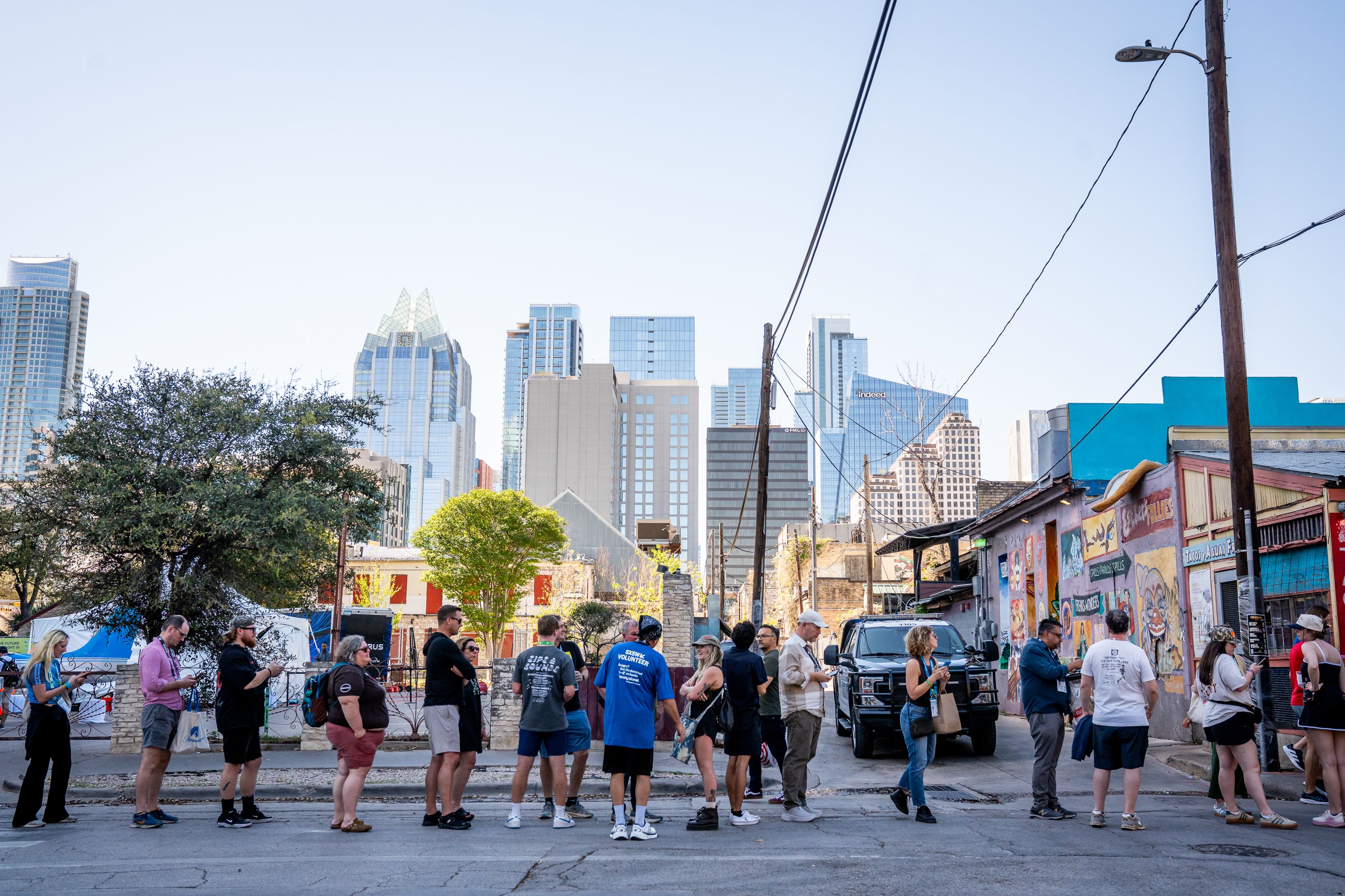 axios.com - Nicole Cobler - How a shorter SXSW hit downtown Austin's tourism