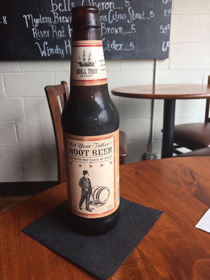 black-chicken-waxhaw-root-beer