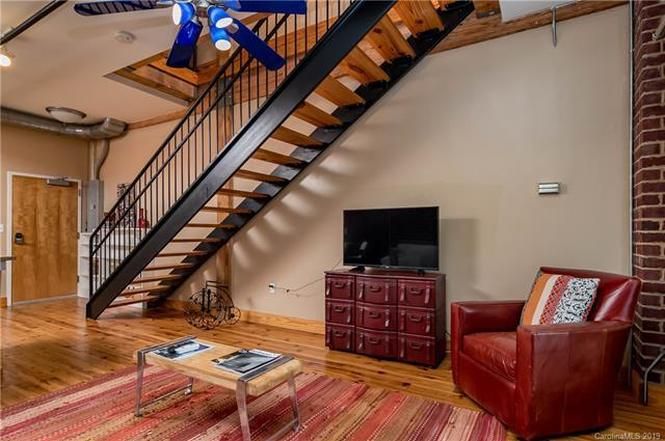 3205 N Davidson St #207 living room