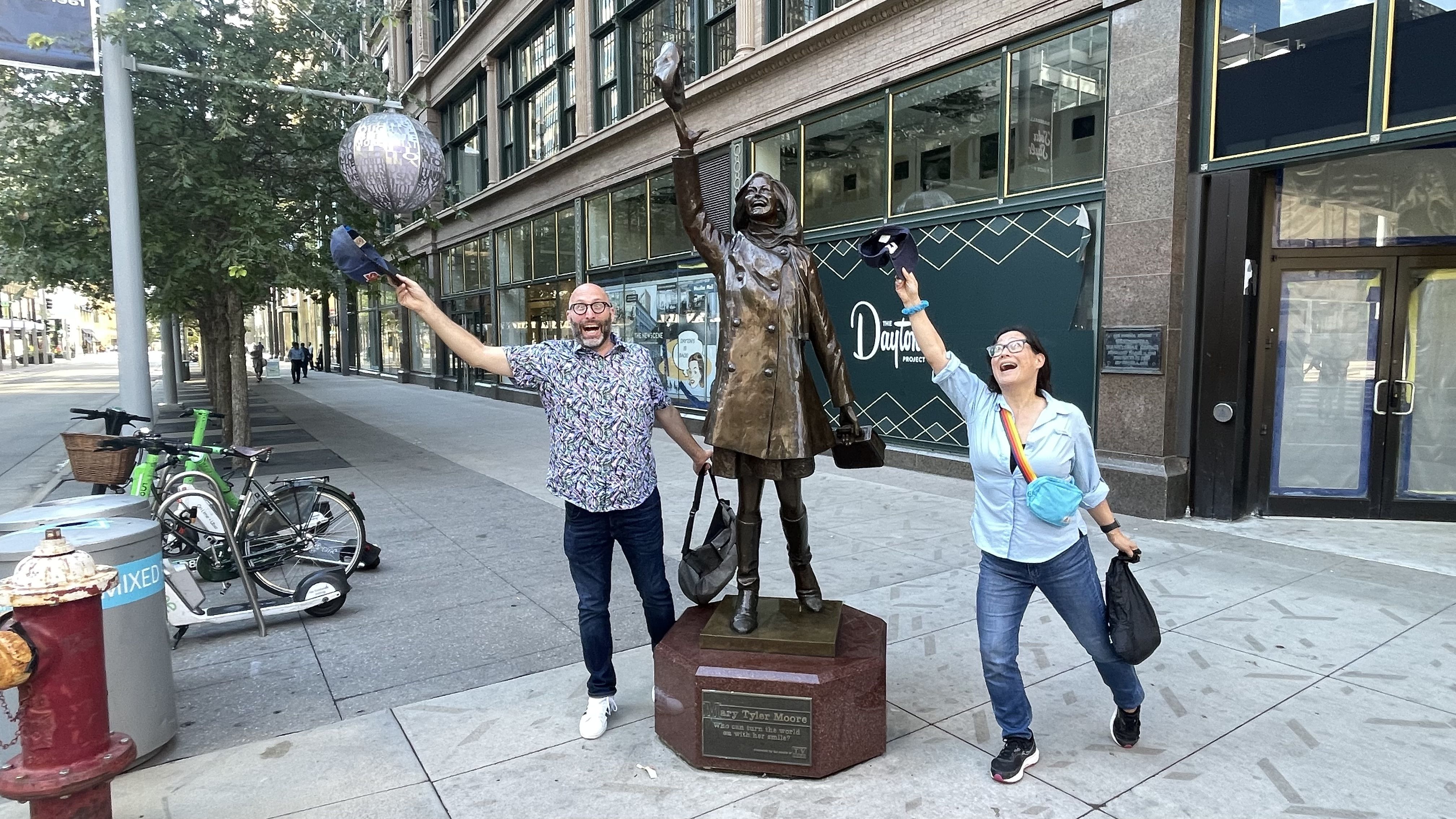 Minneapolis Candyland Chicago mix vs Garrett Popcorn Axios Chicago