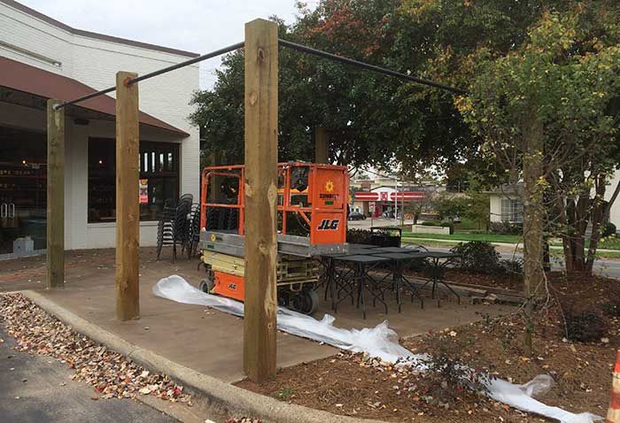 patio-at-foxcroft-wine-co-dilworth-charlotte