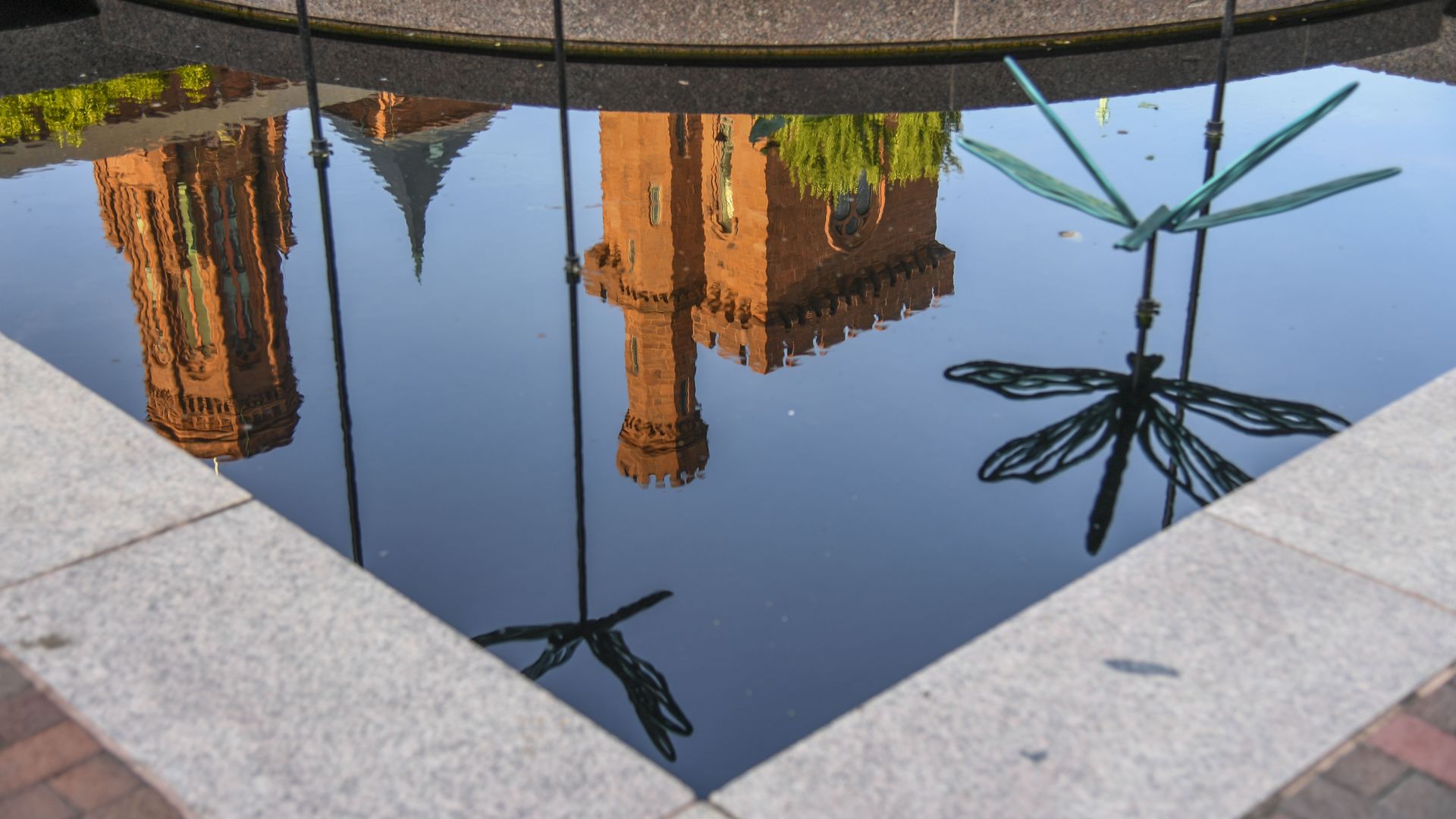 The new cafe overlooks Moongate Garden (pictured) and its zen-like pools. Photo: Jonathan Newton / The Washington Post via Getty Images