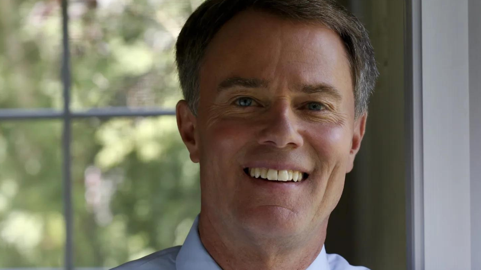 Headshot of Indianapolis Mayor Joe Hogsett.