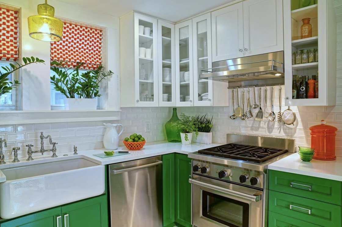 St. Pete's most colorful cottage kitchen