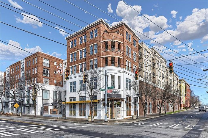 1315 East Blvd. #419