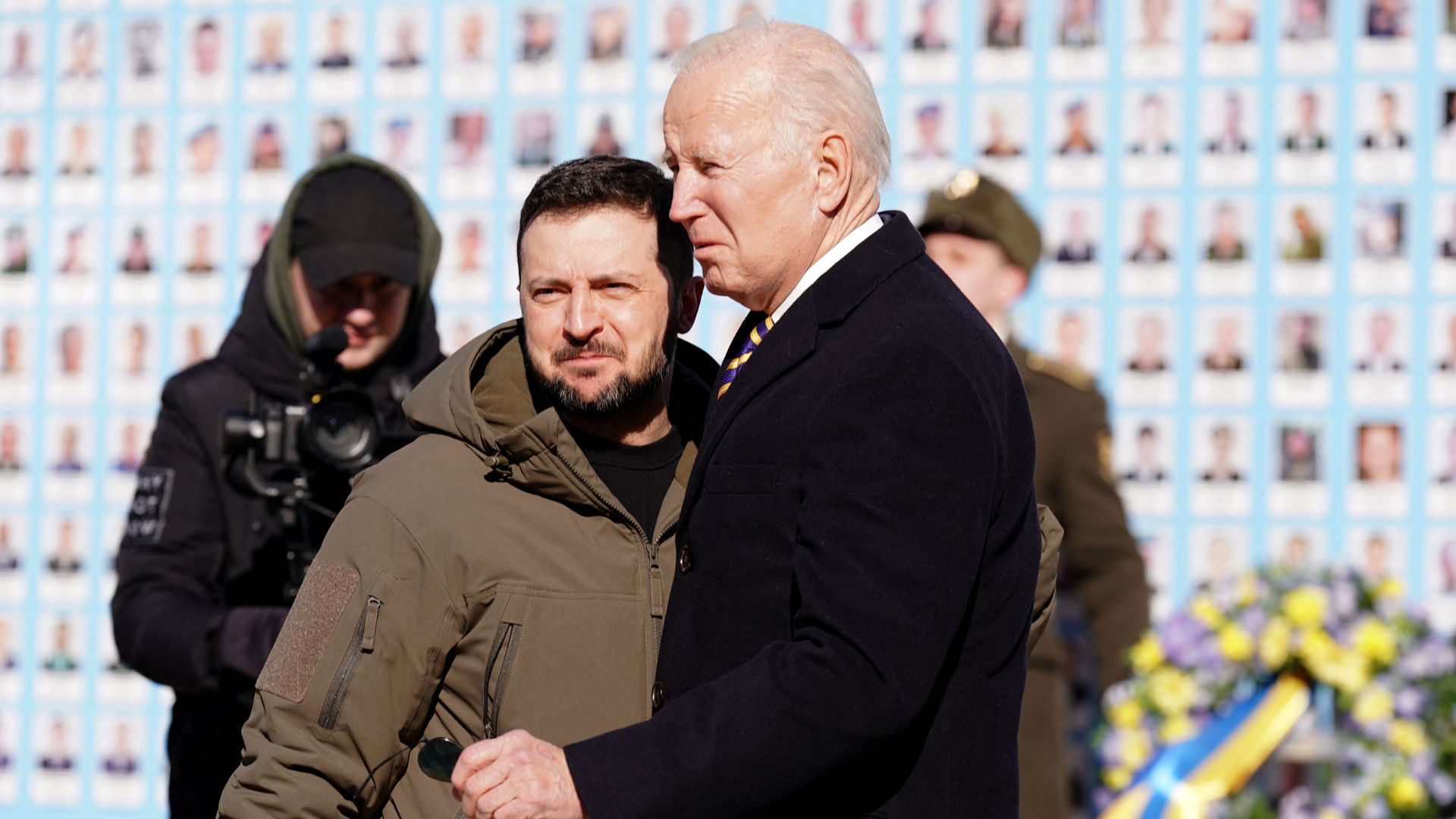 Biden visits Kyiv