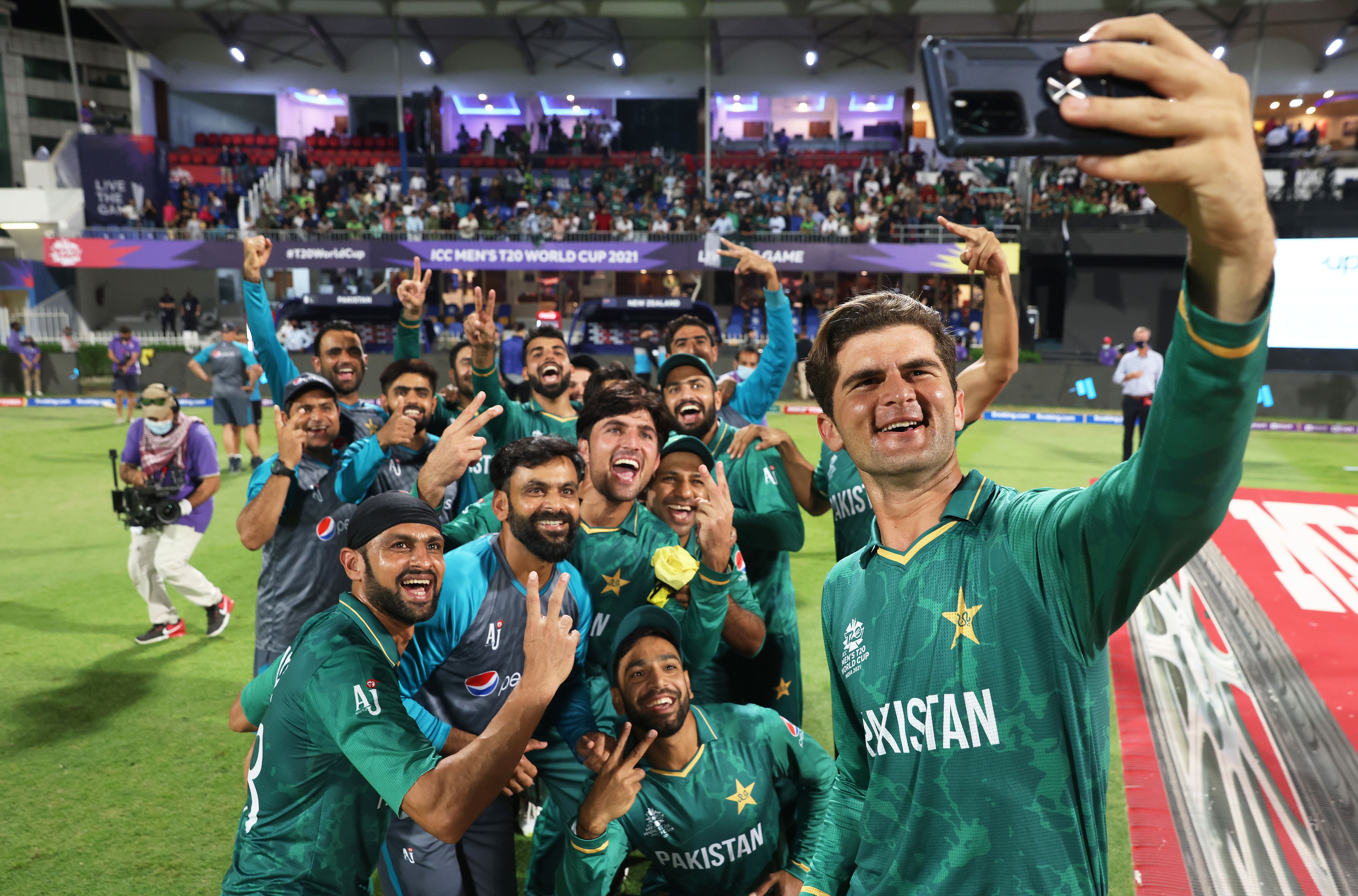 Pakistan celebrating