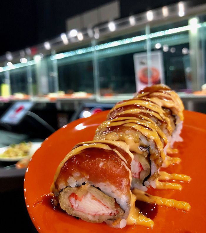 sushi roll at rockin roll elizabeth