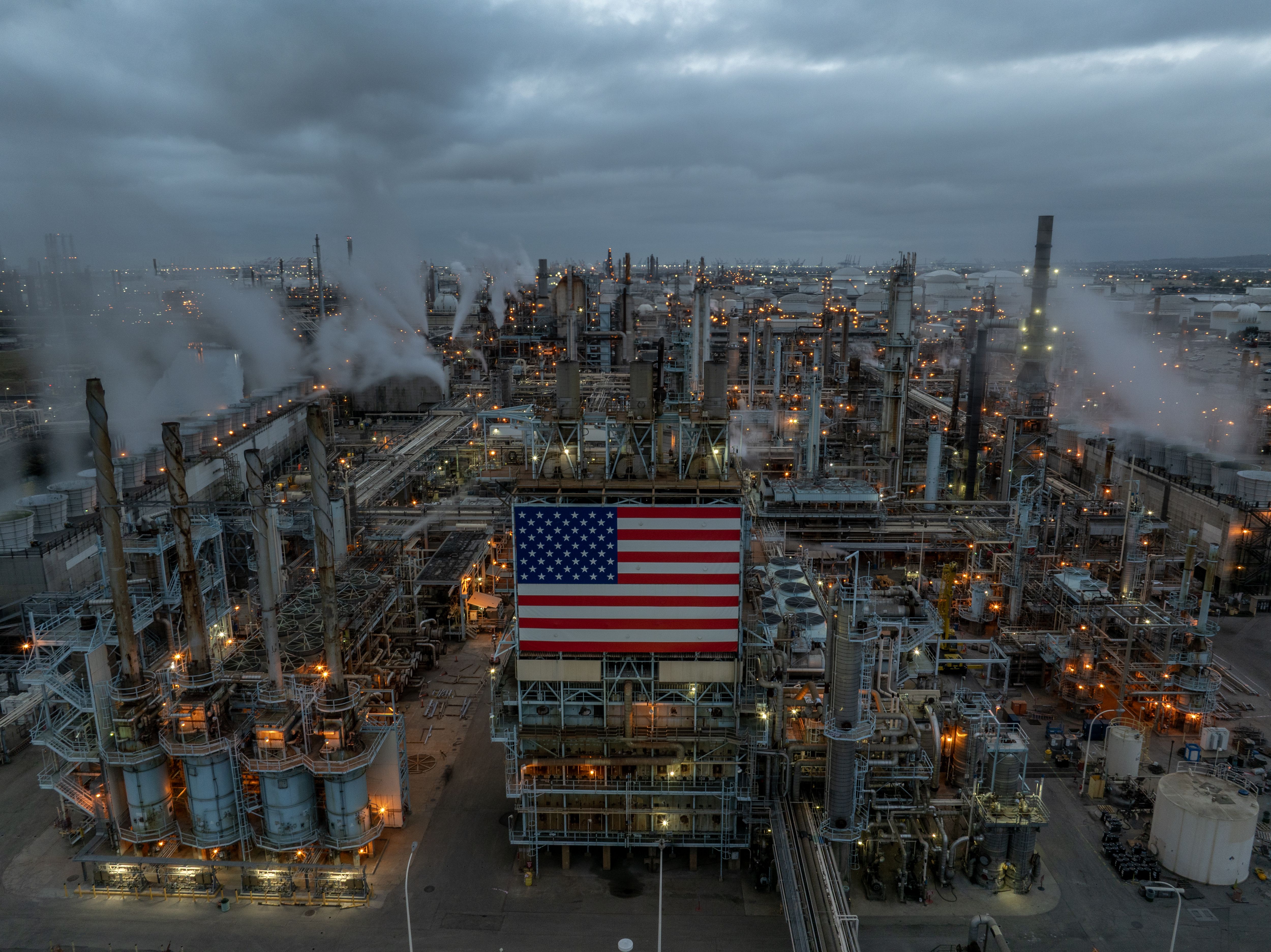 axios.com - Ben Geman - Trump pitches Iran blockade as boon to U.S. oil