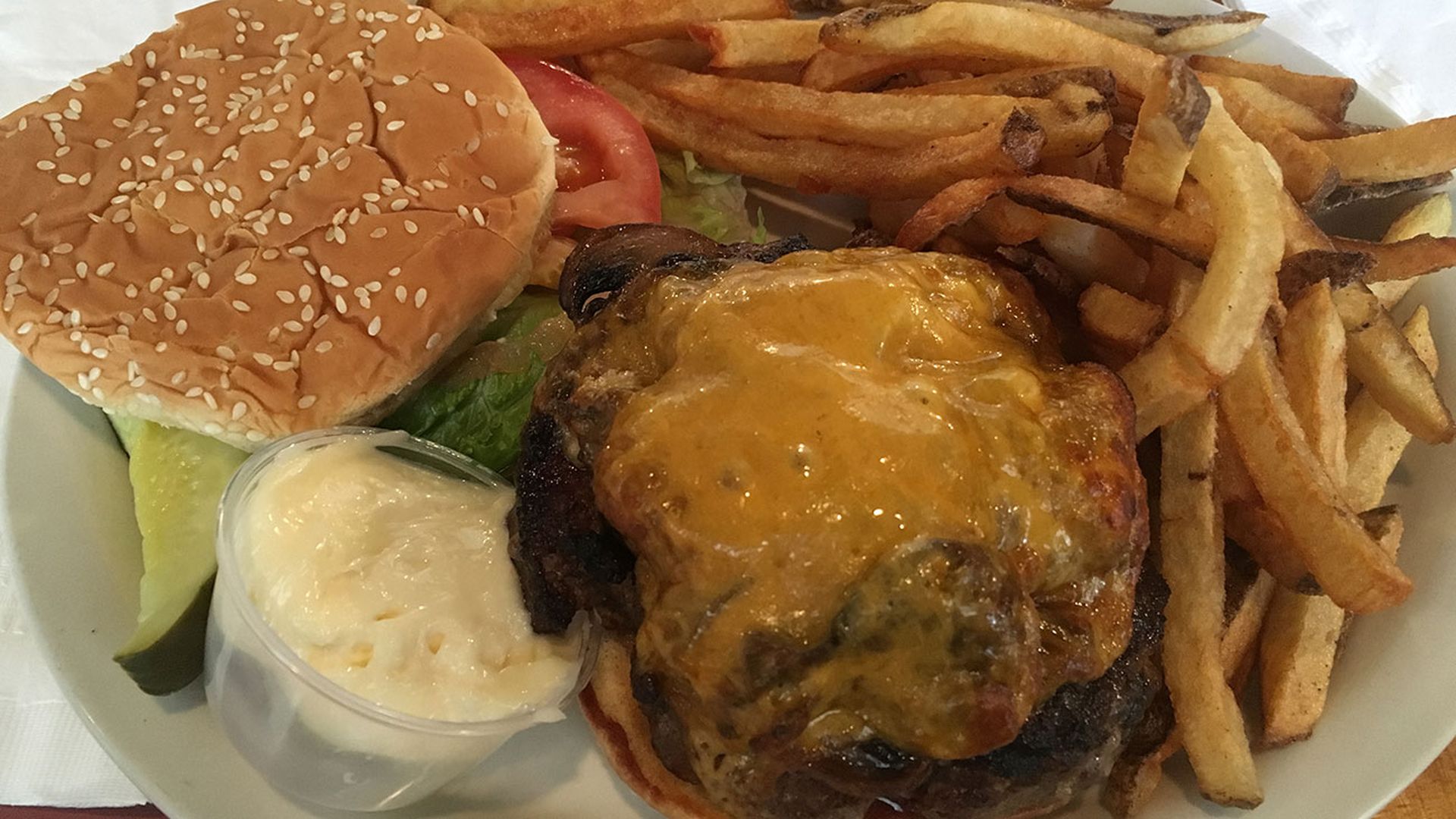 Fenwick's-Burger-cover