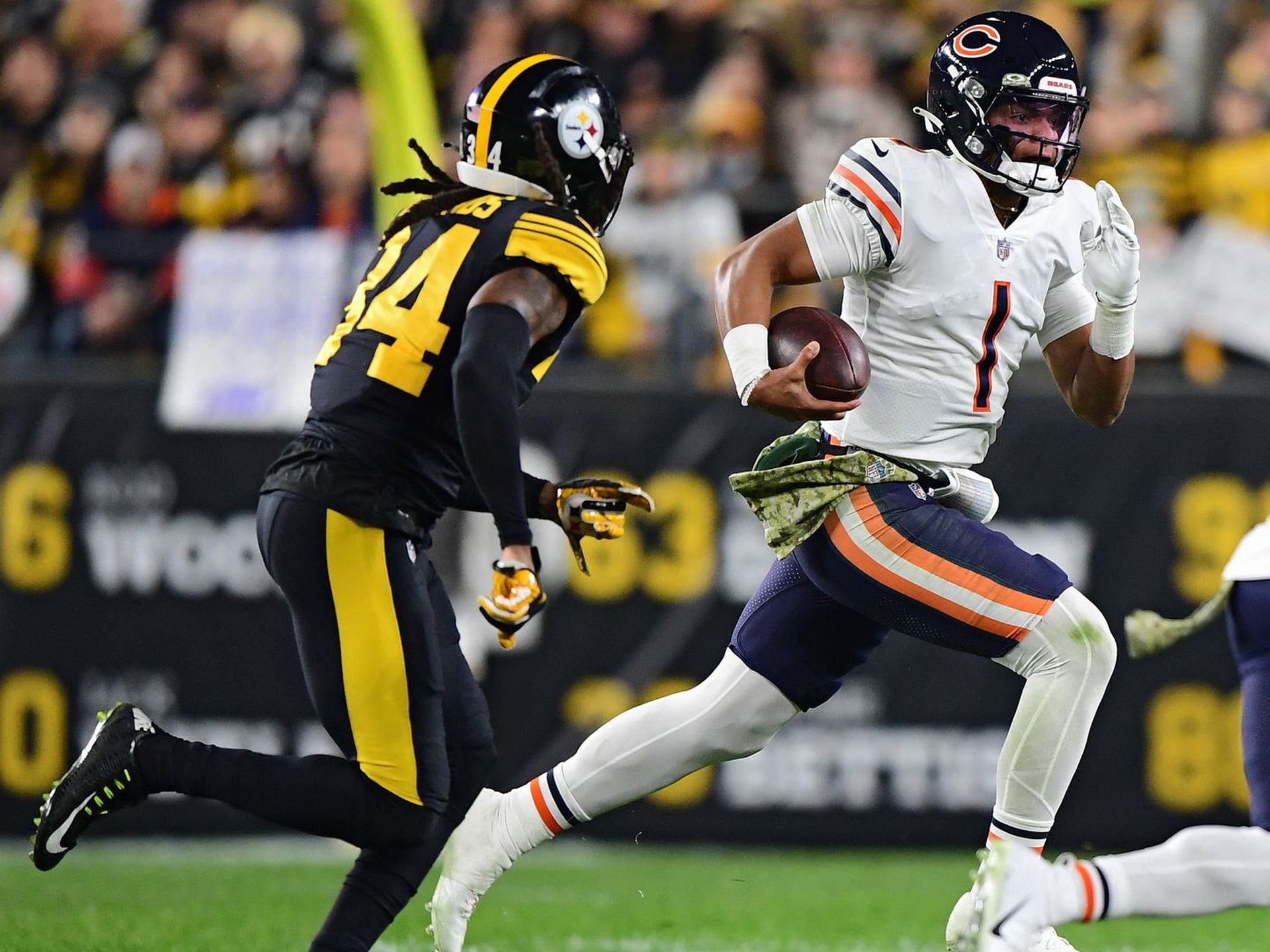 Steelers defeat Bears, 29-27