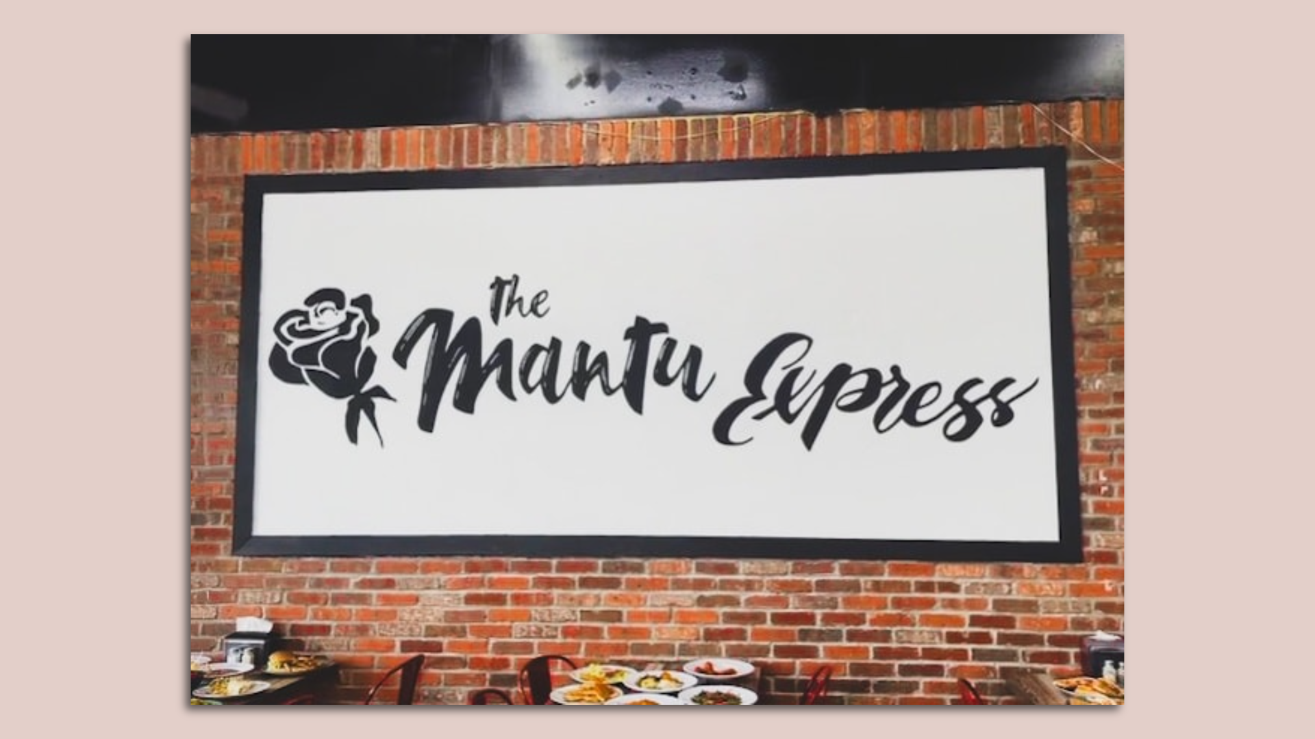 a sign that says Mantu Express