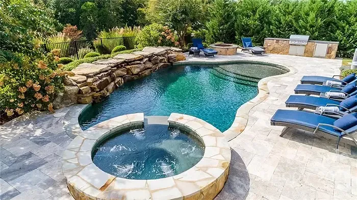 Curtis Samuel's new Charlotte home pool