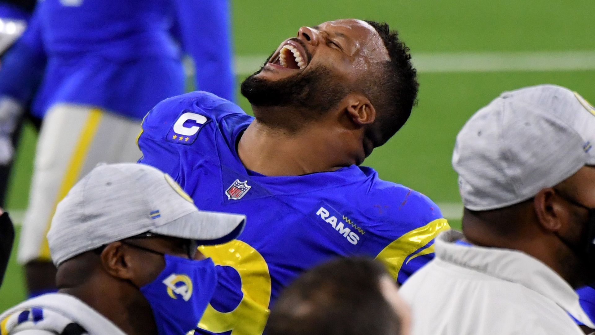 aaron donald celebrating